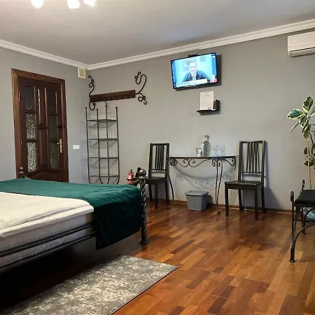 кузня Hotel Mateyevtsy
